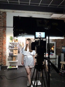 model backstage shooting